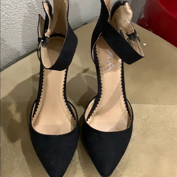 Mia , black 3” heels NWOT - Picture 3 of 4